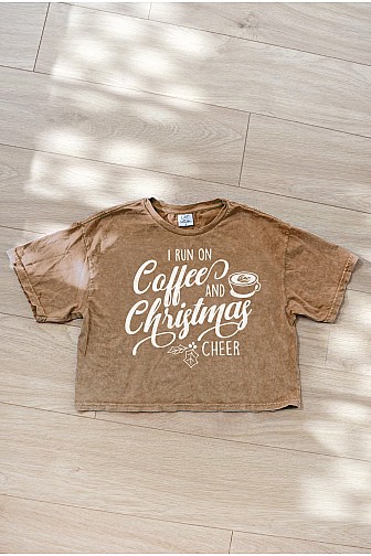 I RUN ON COFFEE AND CHRISTMAS CROPPED MINERAL GRAPHIC TOP
